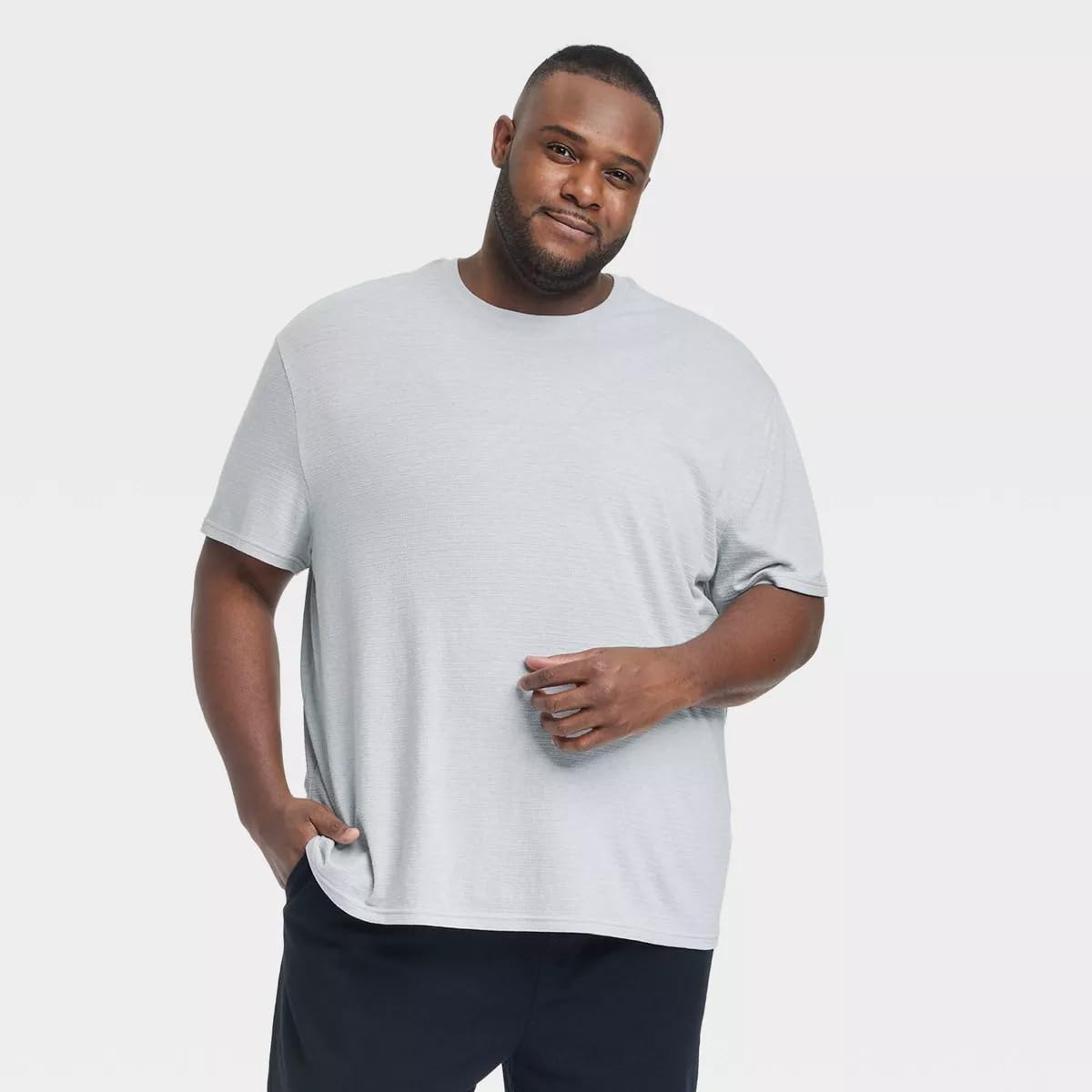 Goodfellow & Co Men's Standard Fit Short Sleeve Crewneck T-Shirt - (US, Alpha, X-Large, Regular, Regular, Brown)