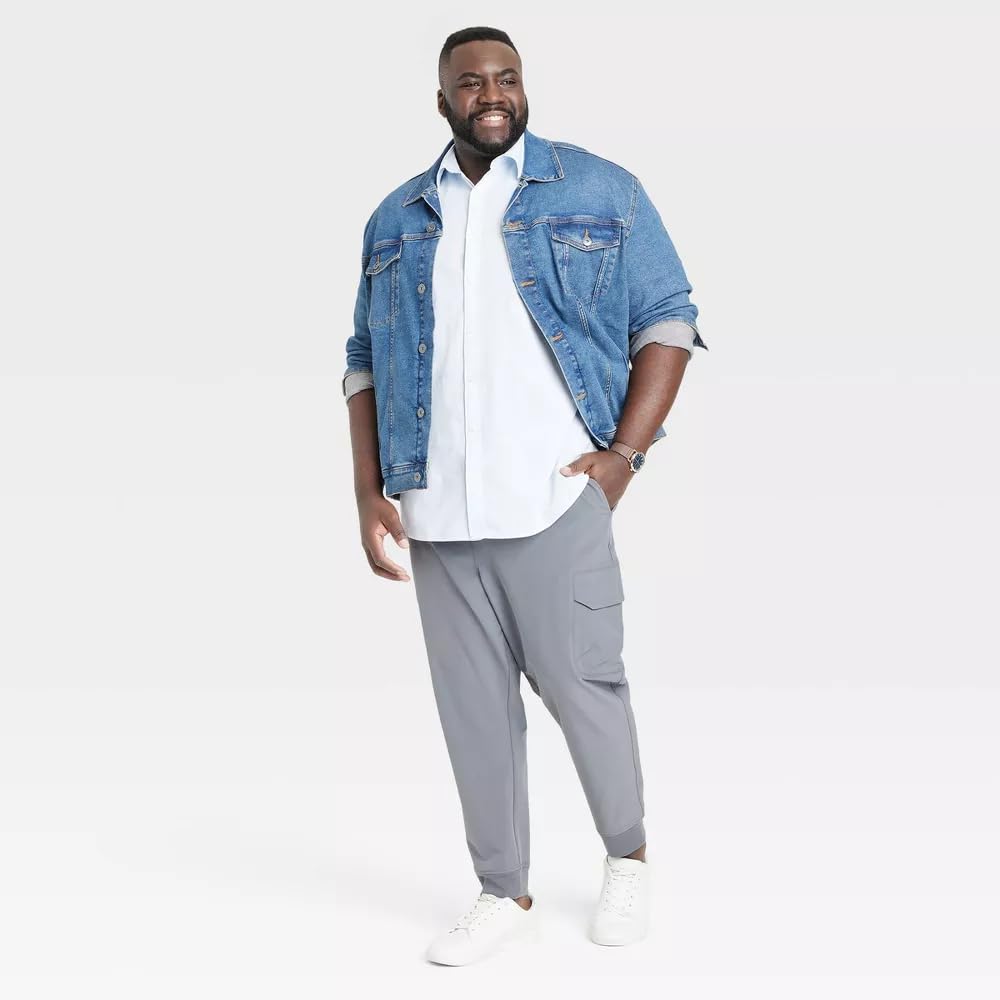 Goodfellow & Co Men's Slim Fit Stretch Poplin Short Sleeve Button-Down Shirt - (US, Alpha, Small, Regular, Regular, Heathered White)