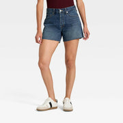 Women's Mid-Rise 90's Baggy Denim Shorts - Universal Thread™ Dark Wash 6