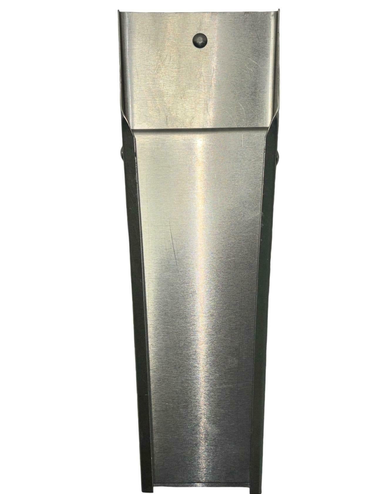 Saf-T-Pak KS-11m 7" Knife Scabbard, Single Row/Single Knife with Magnet Mount