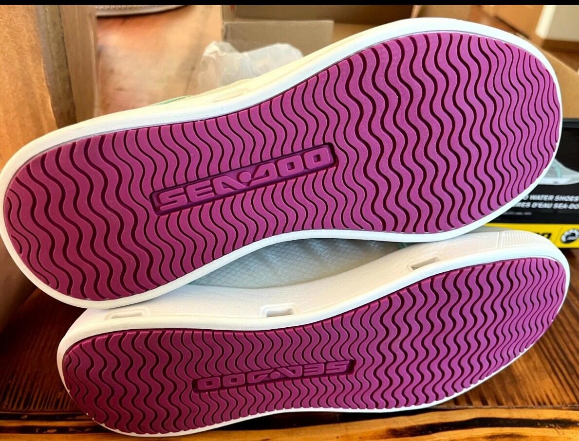 Sea Doo PWC Jet Ski Riding Water Shoes Mens 7 Womens 9 Unisex EU 39 Grey New NWT
